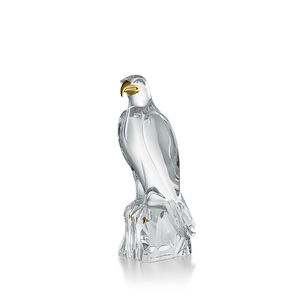 Gilded Falcon, medium